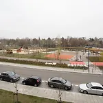 M&r Airport&business Lux In Place, Free Parking, Ac * Varsavia
