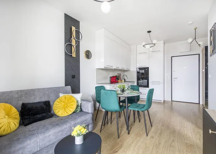 Apartmán M&r Airport&business Lux Instalatorow - Ac - Underground Garage - Smart Tv - Amazon Prime - Skyshowtime - Self Check-in - Close By Chopin Airport