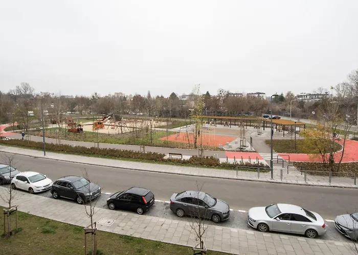 M&r Airport&business Lux Instalatorow - Ac - Underground Garage - Smart Tv - Amazon Prime - Skyshowtime - Self Check-in - Close By Chopin Airport * Varšava